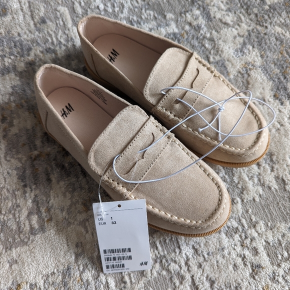 Kids H&M Beige Marci Loafer shoes NEW size 1 - Picture 7 of 7